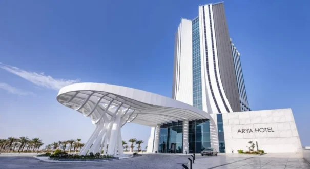 هتل آریا باستان با آژانس بهاران تصویر شاخص ۱